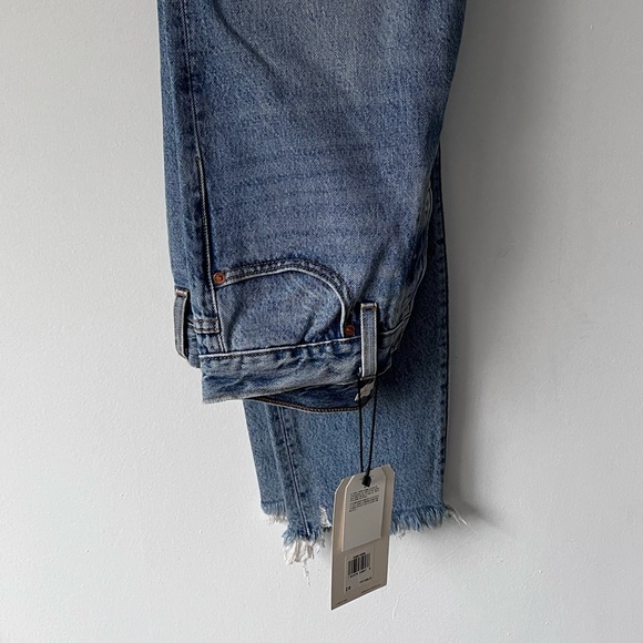 Levi’s High rise Wedgie Jeans - Picture 2 of 6